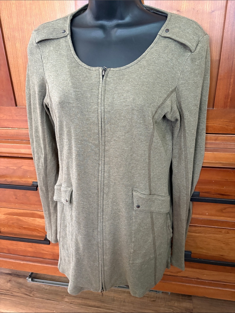 Indigenous hand loomed made in Peru, organic Cotton, full zip knit jacket
